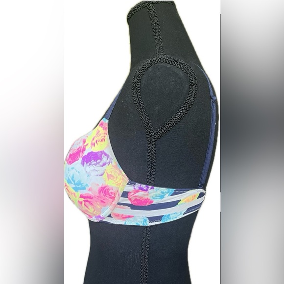 PINK VICTORIA'S SECRET Wear Everywhere Push Up Bra with floral design. Size 34 C - Picture 5 of 7